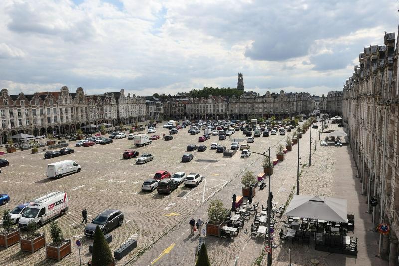 Hotel Les Trois Luppars Arras Zewnętrze zdjęcie