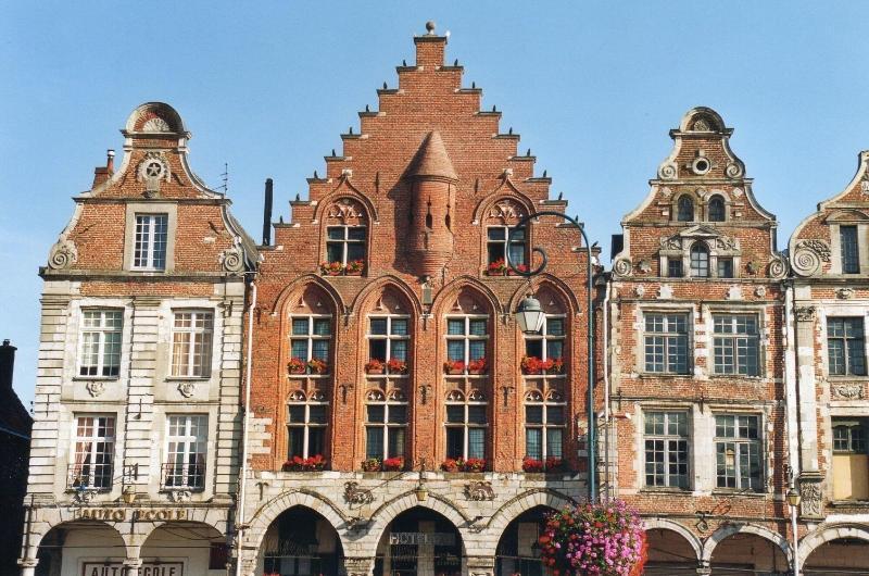 Hotel Les Trois Luppars Arras Zewnętrze zdjęcie